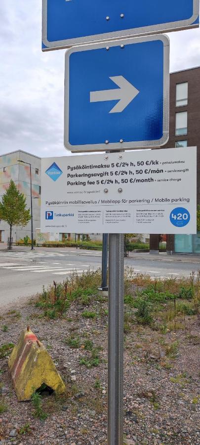 Ruby Studio 5Min To Vantaa Airport And 20Min To Helsinki Center Appartement Buitenkant foto