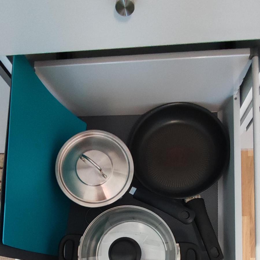 Ruby Studio 5Min To Vantaa Airport And 20Min To Helsinki Center Appartement Buitenkant foto